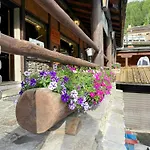 Tatil Evi Mountain House With Alpine Views In Traverses
