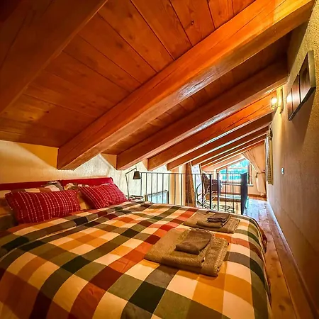 Mountain House With Alpine Views In Traverses