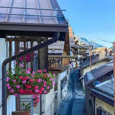 Mountain House With Alpine Views In *